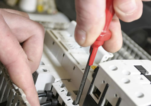 Manuais de Operação para Atendimento - (NR-12)